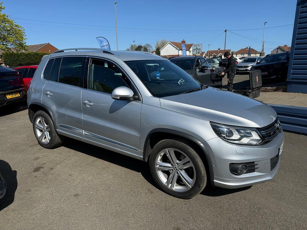 Volkswagen Tiguan 2.0 Tdi Bluemotion Tech R-line Edition Dsg 4Wd Eur Silver