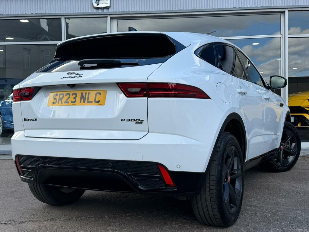 Jaguar E-Pace 1.5 P300e 11.5Kwh R-dynamic Black Awd Euro 6 SR23NLC White #3