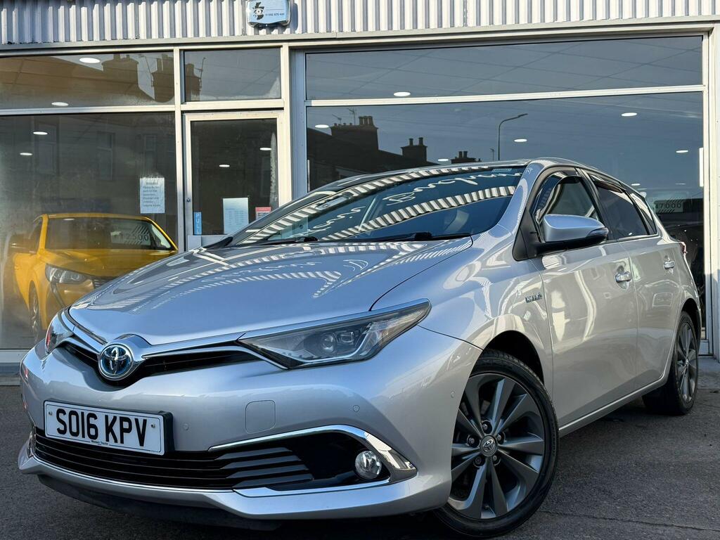 Toyota Auris 1.8 Vvt-h Excel Cvt Euro 6 Ss Safety Sense Silver