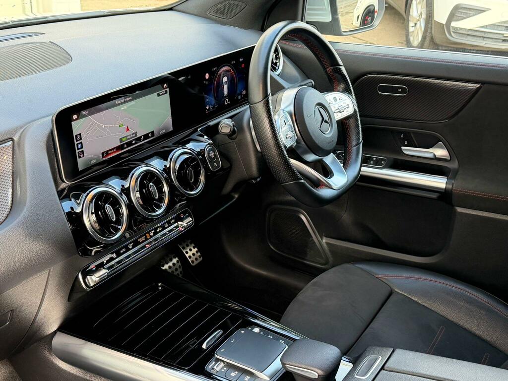 Mercedes-Benz GLA Class 1.3 Gla200 Amg Line Executive Suv 7G- KS20ZWE Silver #6