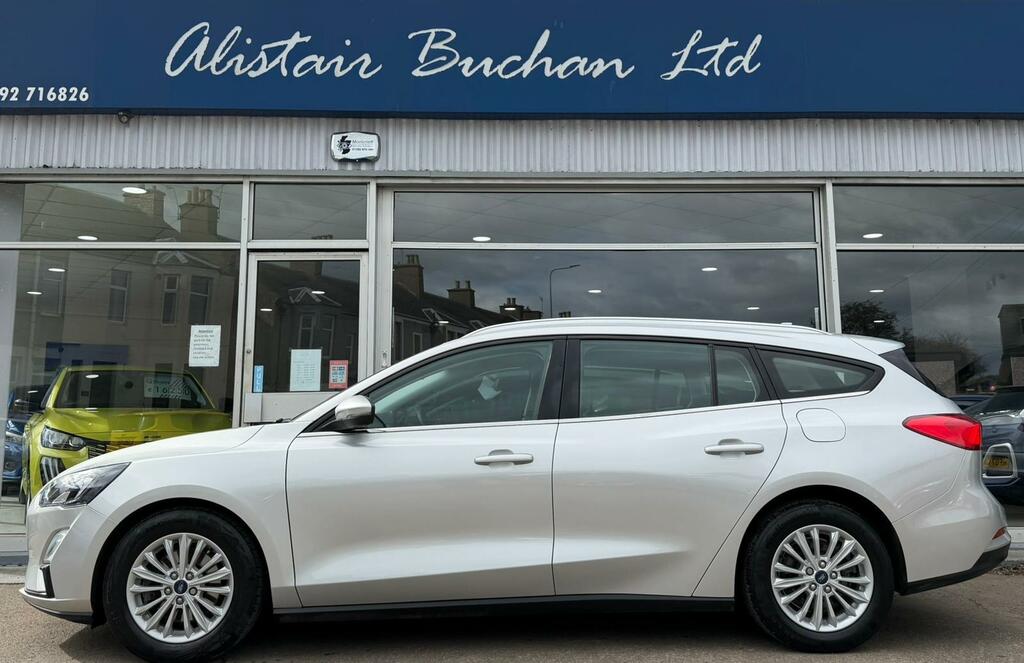 Ford Focus 1.0T Ecoboost Titanium Euro 6 Ss Silver #2