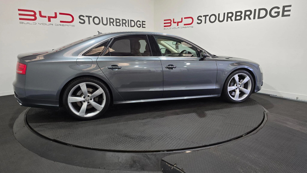 Audi S8 S8 White #12