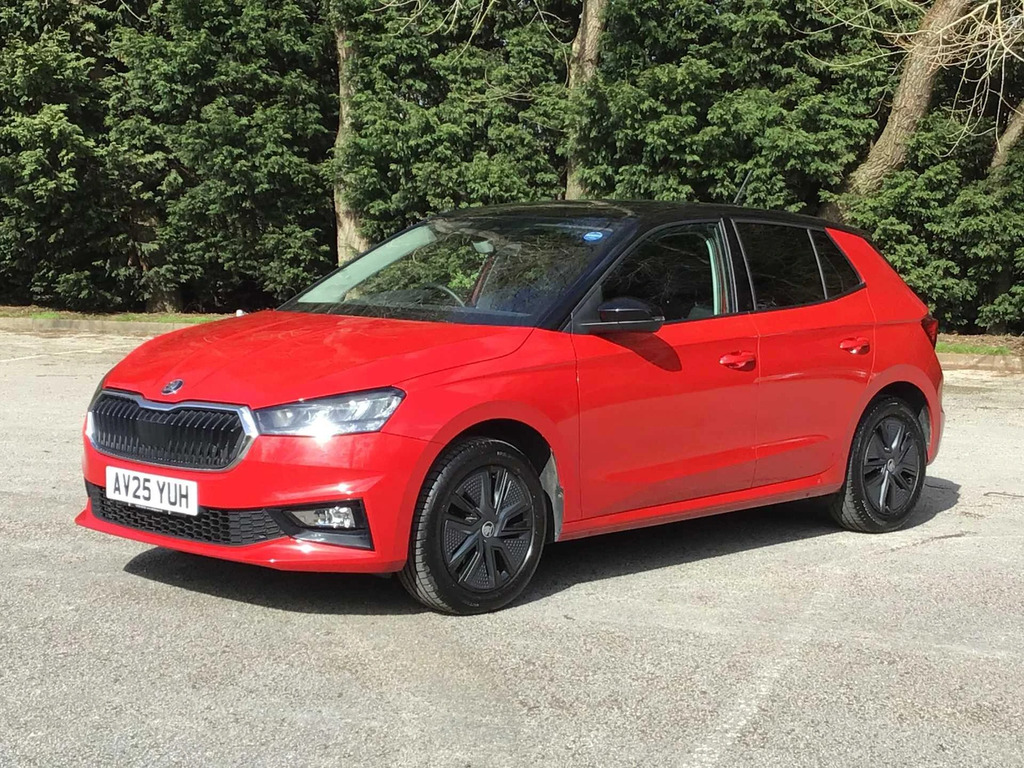 Skoda Fabia Design Edition Tsi AV25YUH Red #6