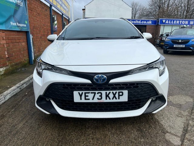 Toyota Corolla 1.8 Vvt-h Car Derived Van Hybrid Cvt Eu YE73KXP White #2