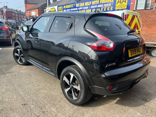 Nissan Juke 1.6 Bose Personal Edition Suv Eu DV19HVE Black #6