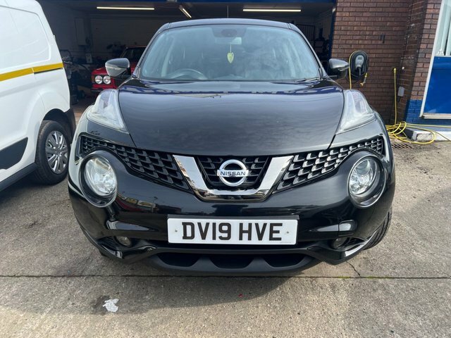 Nissan Juke 1.6 Bose Personal Edition Suv Eu DV19HVE Black #2