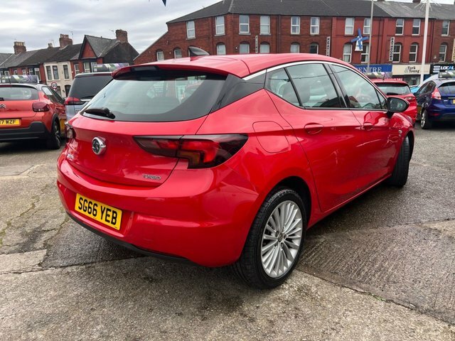 Vauxhall Astra 1.4I Turbo Elite Nav Hatchback E SG66YEB Red #4