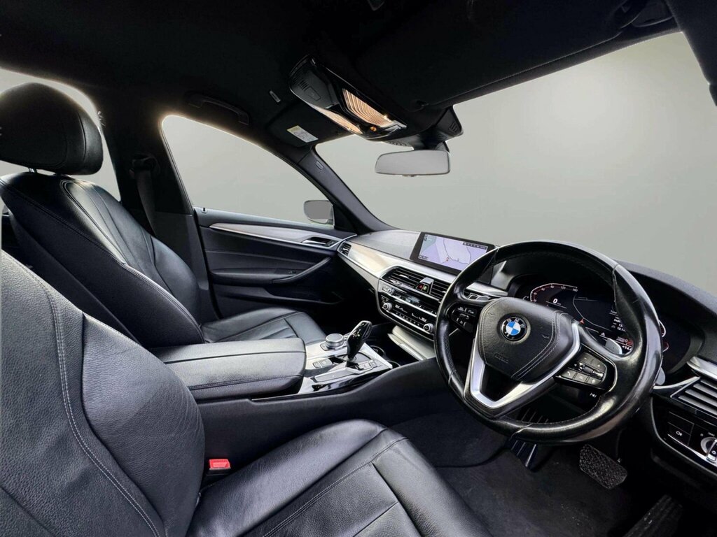 BMW 5 Series 2.0 520D Mht Se Touring Euro 6 Ss FG69ZLY Blue #2
