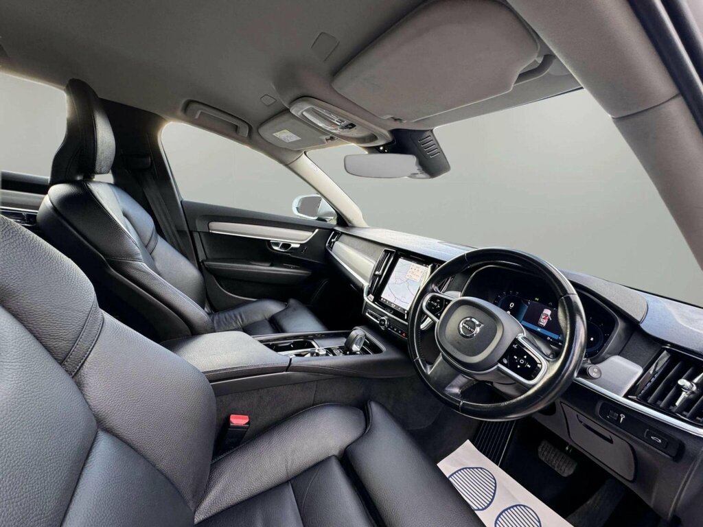 Volvo V90 2.0 B4 Mhev Momentum Estate Hybrid CX22ARO White #2