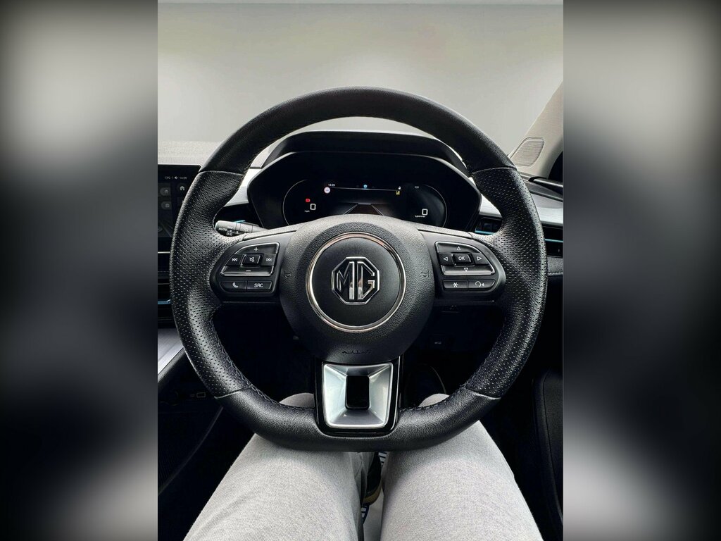 MG MG5 61.1Kwh Se Long Range Grey #30