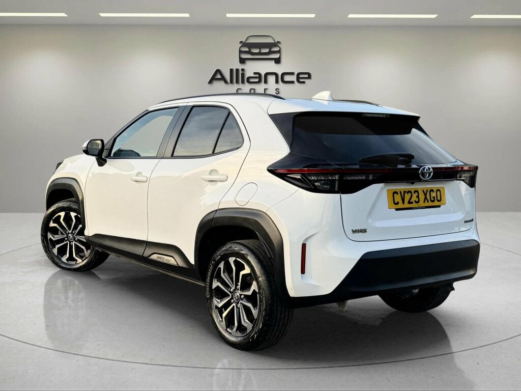 Toyota Yaris Cross 1.5 Vvt-h Design E-cvt Euro 6 Ss CV23XGO White #3