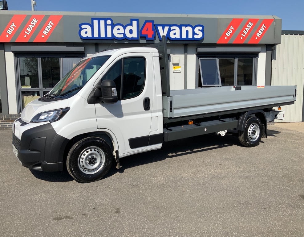 Citroen Relay 35 L4 4.2 Metre Enterprise Alloy Dropside White