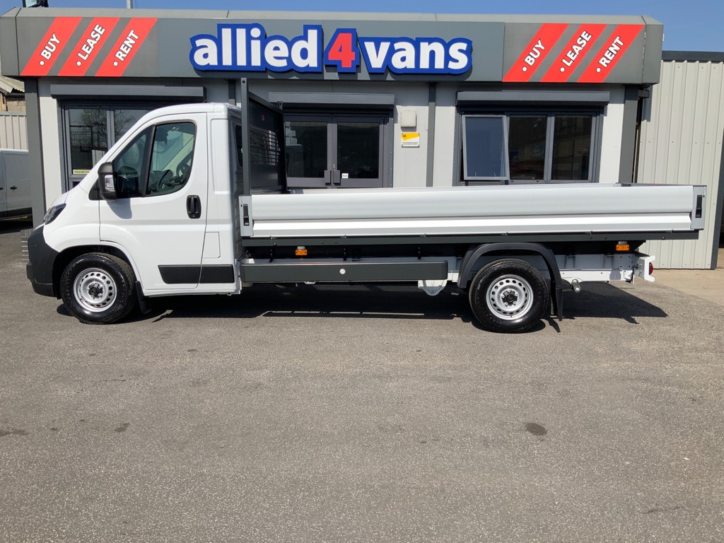 Citroen Relay 35 L4 4.2 Metre Enterprise Alloy Dropside YC26KFW White #4