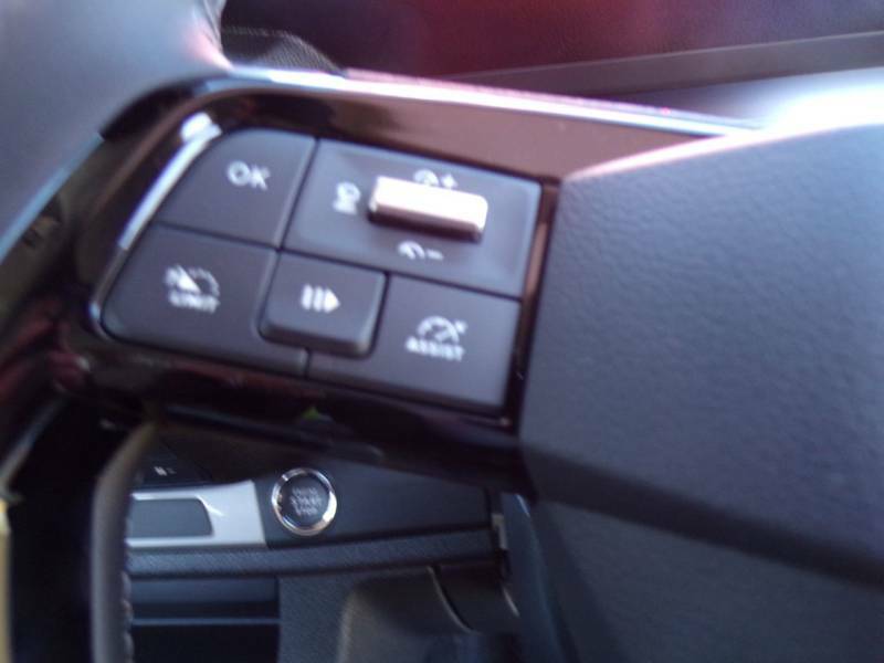 Citroen Extended Range 54Kwh Max 7.4Kw Charger Green #25