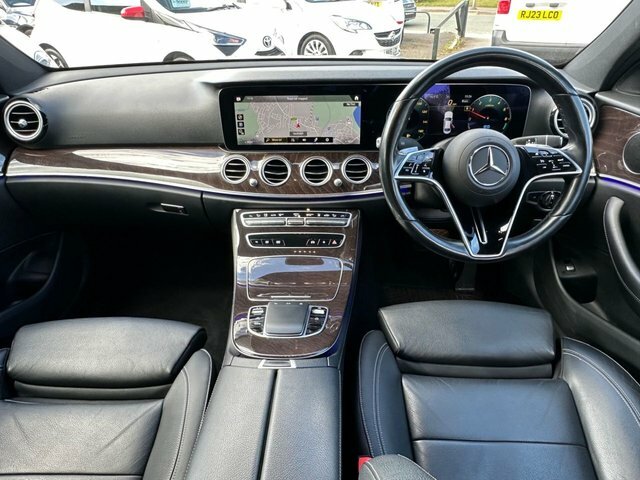 Mercedes-Benz E Class 2.0 E300de 13.5Kwh Amg Line Edition Saloon Die GU71YXW Silver #3