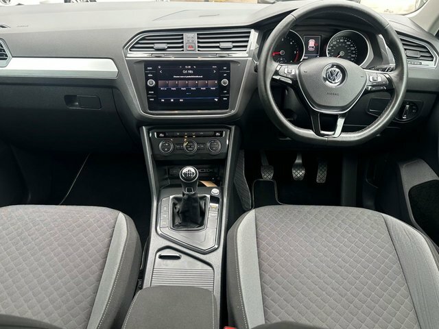 Volkswagen Tiguan 2.0 Tdi Match Suv Euro 6 S S KO19MHE Black #3