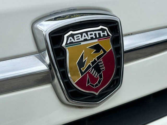 Abarth 500 1.4 T-jet Hatchback Euro 5 135 White #2