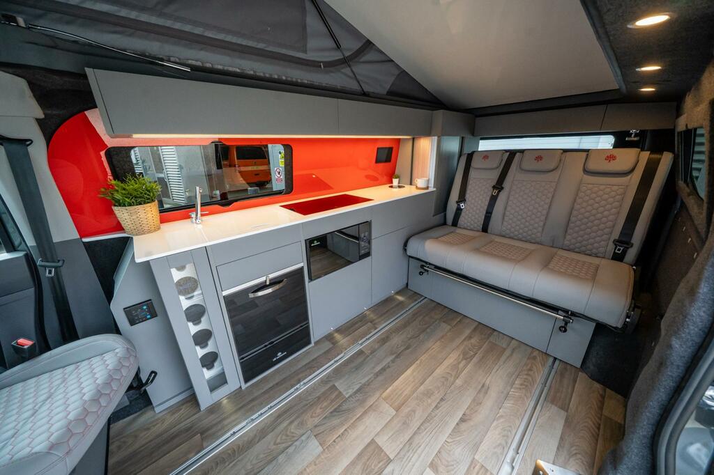 Volkswagen Campervan Lwb Dsg 4-Motion Campervan With Tailgate, Sat Nav, Grey #2
