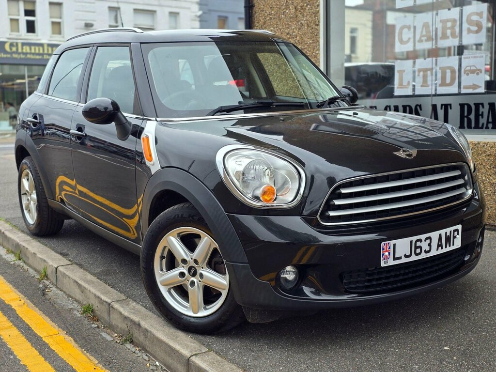 Mini Countryman 1.6 Cooper Euro 6 LJ63AWP Black #2