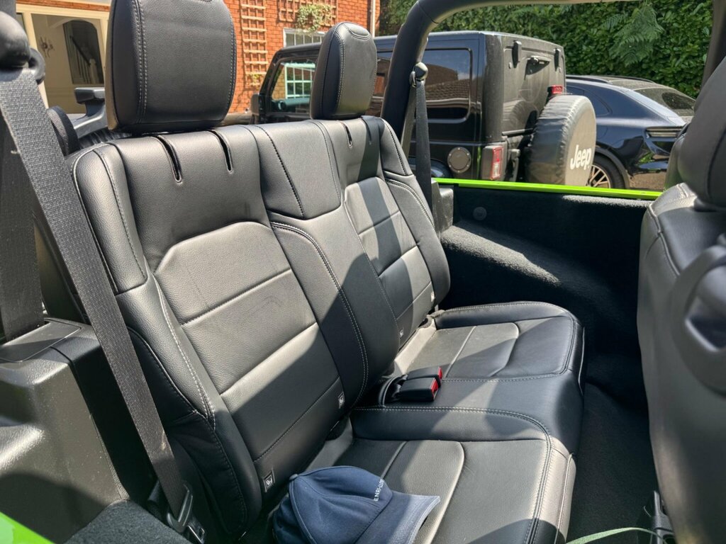 Jeep Wrangler Sahara Edition Green #7