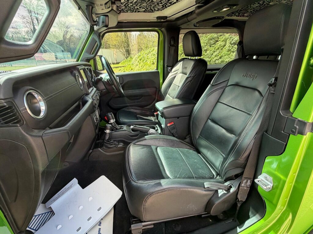 Jeep Wrangler Sahara Edition Green #34