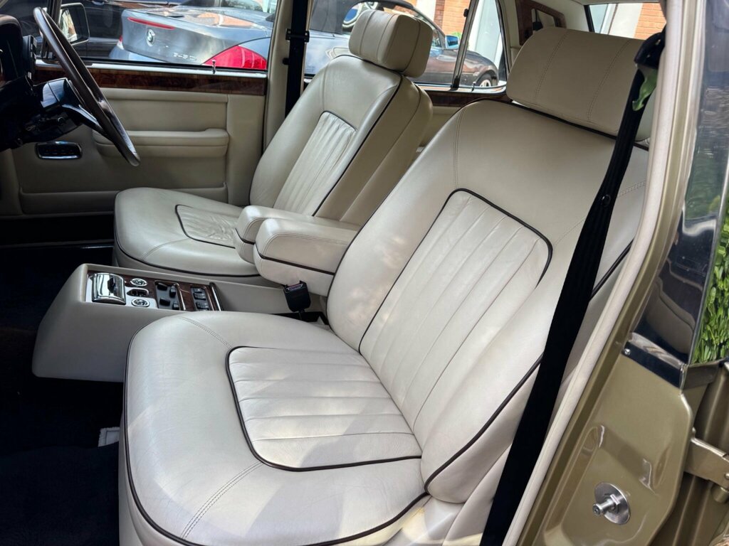 Rolls-Royce Silver Spirit Saloon Blue #14