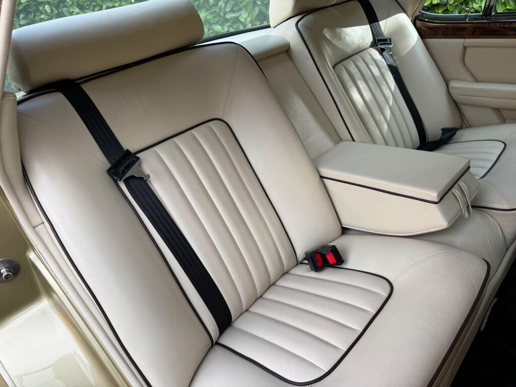 Rolls-Royce Silver Spirit Saloon Blue #17