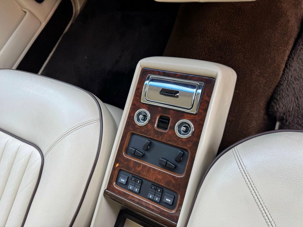 Rolls-Royce Silver Spirit Saloon Blue #10