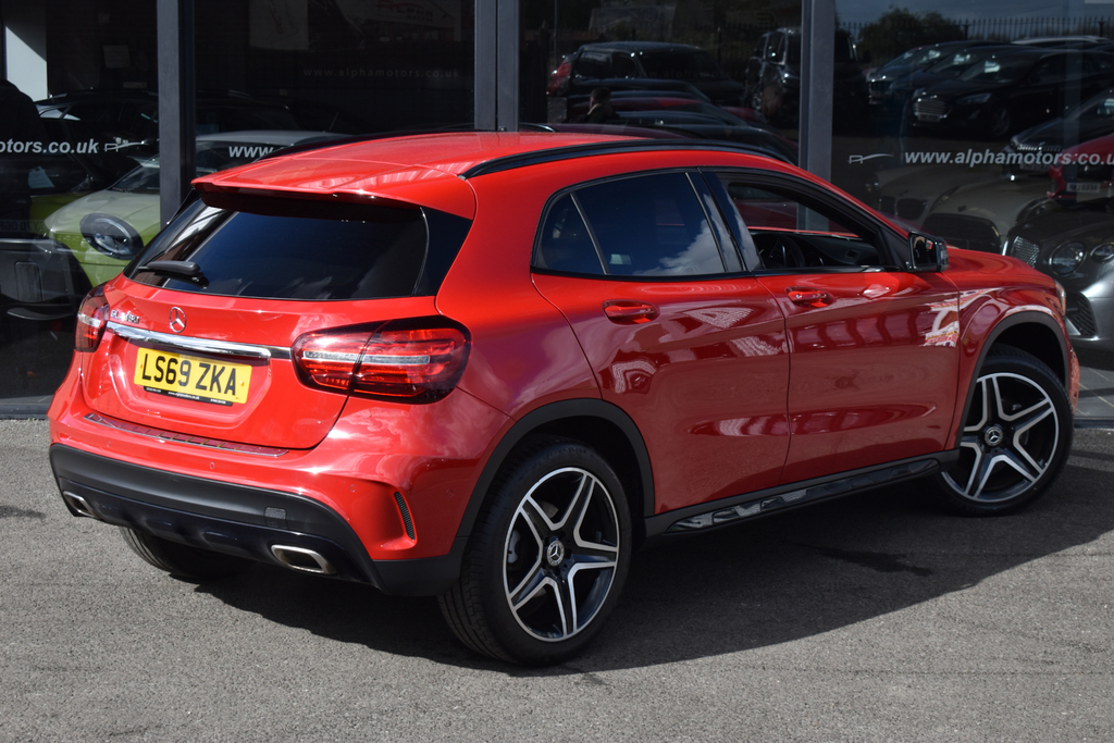 Mercedes-Benz GLA Class 1.6 Amg Line Edition Suv 7G-dct Euro 6 LS69ZKA  #5