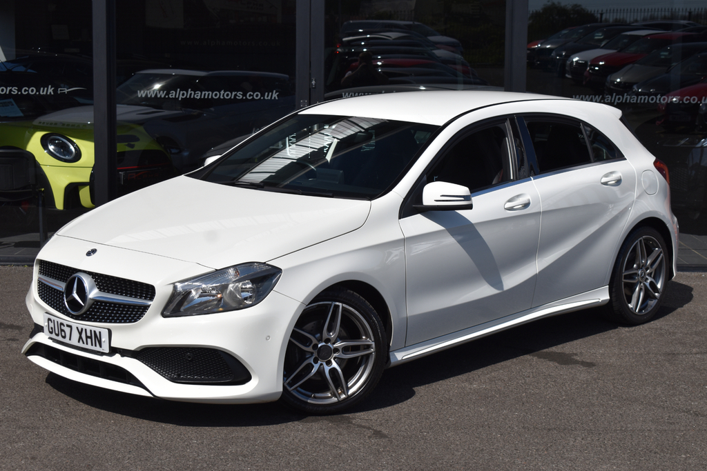 Mercedes-Benz A Class 1.6 Amg Line Executive Hatchback Manu GU67XHN White #4