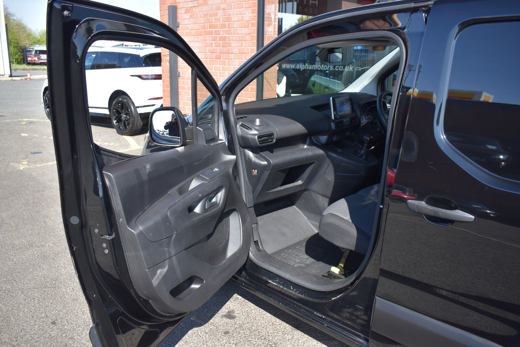 Toyota Proace City 1.5 Bluehdi Icon Short Panel Van Swb Euro 6 Ss  #25