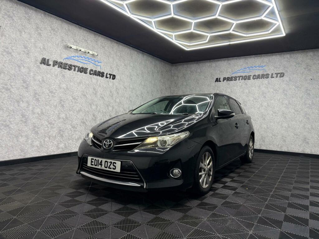 Toyota Auris 1.4 D-4d Excel Euro 5 Ss Black