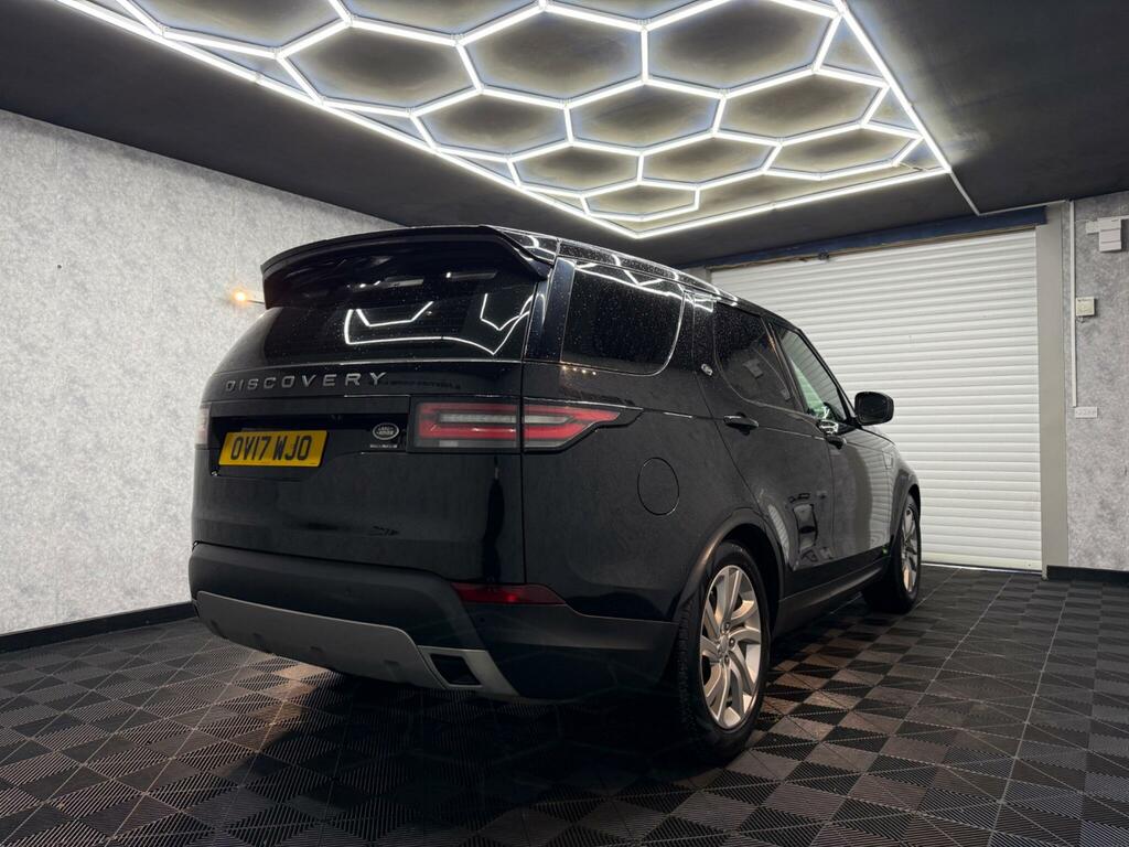 Land Rover Discovery 3.0 Td V6 Hse 4Wd Euro 6 Ss OV17WJO Black #4