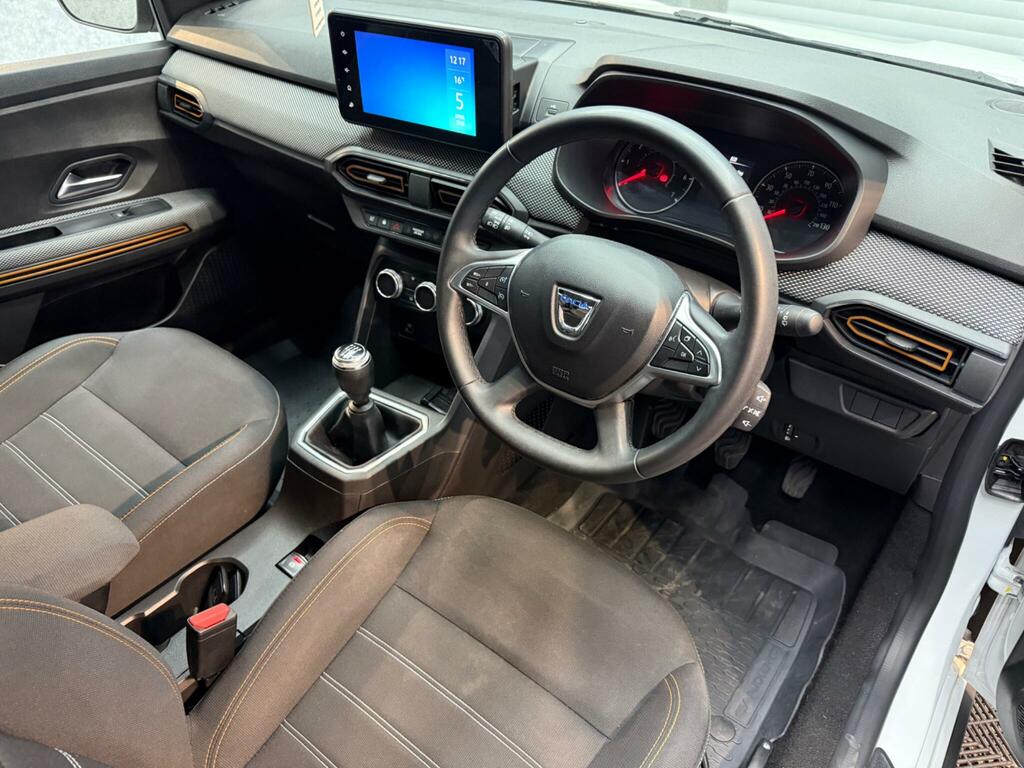 Dacia Sandero Stepway 1.0 Tce Prestige Euro 6 Ss LY72JSV White #2