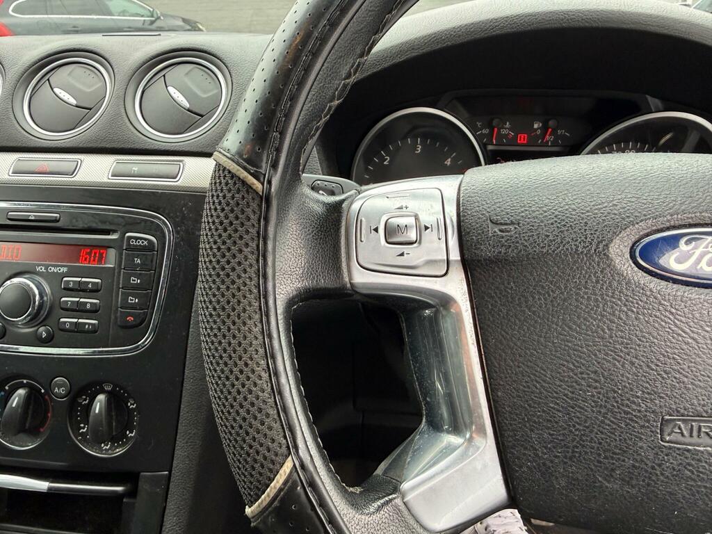 Ford Galaxy 2.0 Tdci Zetec Powershift Euro 5 YP13NNW Blue #4