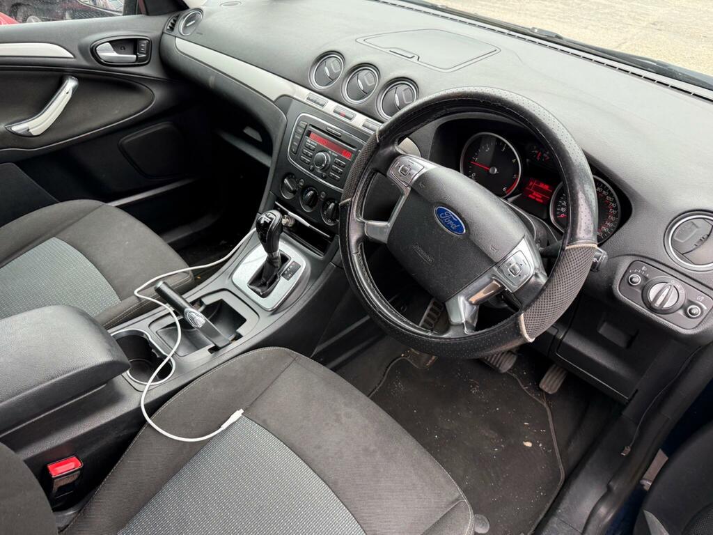 Ford Galaxy 2.0 Tdci Zetec Powershift Euro 5 YP13NNW Blue #2
