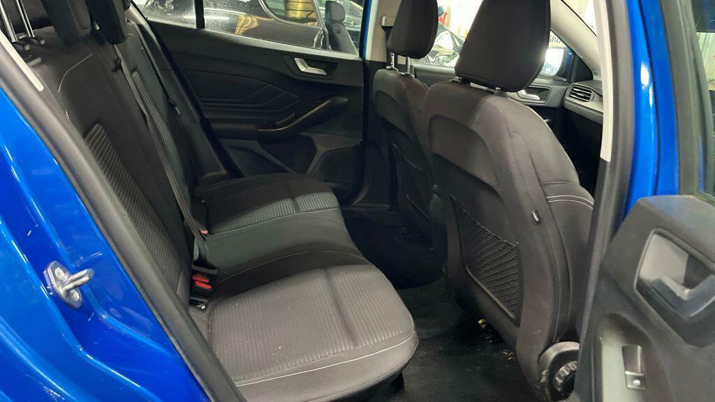 Ford Focus 1.0T Ecoboost Titanium Euro 6 Ss CJ19BWW Blue #3