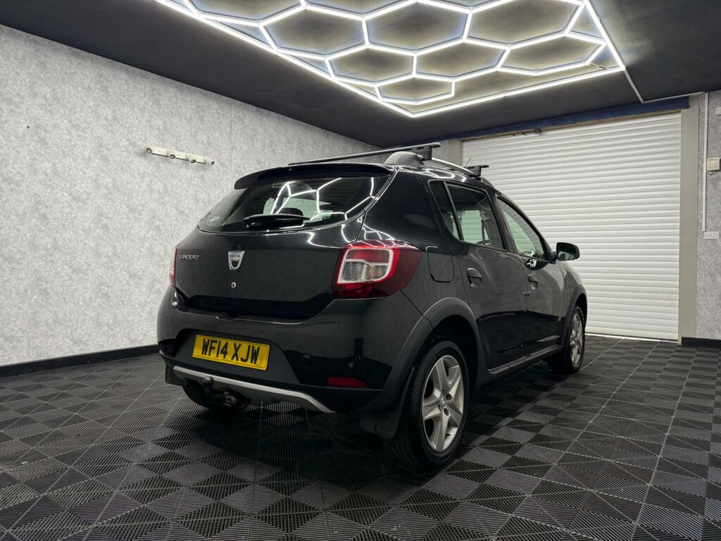 Dacia Sandero Stepway 1.5 Dci Laureate Euro 5 WF14XJW Black #4