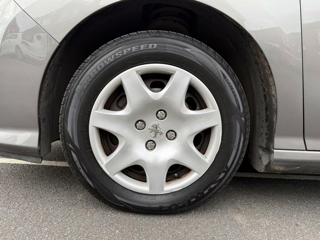 Peugeot 308 SW Sw S 5-Door Silver #15