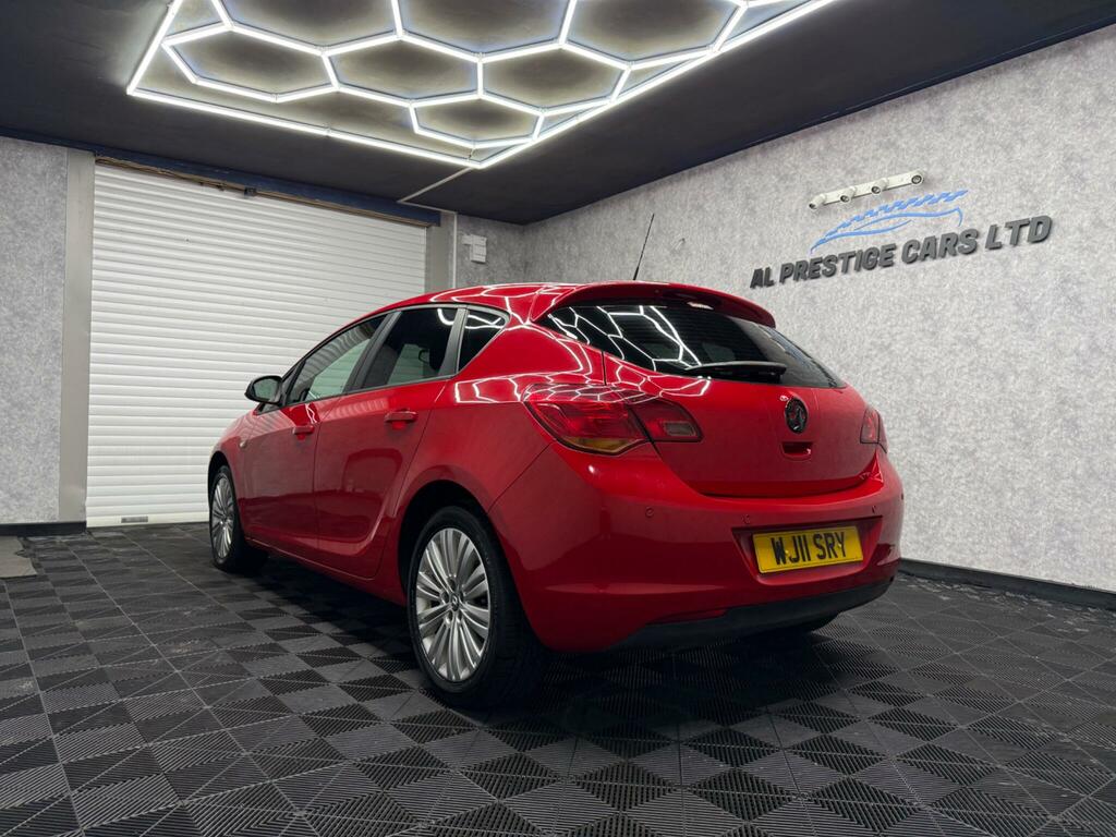 Vauxhall Astra 1.4 16V Excite Euro 5  Red #4