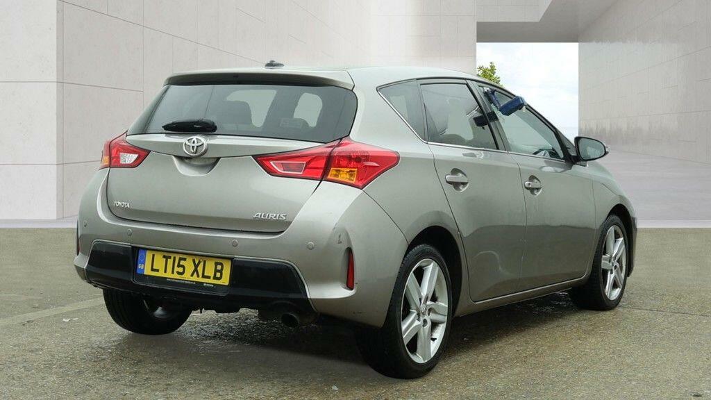 Toyota Auris 1.6 V-matic Excel Multidrive S Euro 5 Brown #4