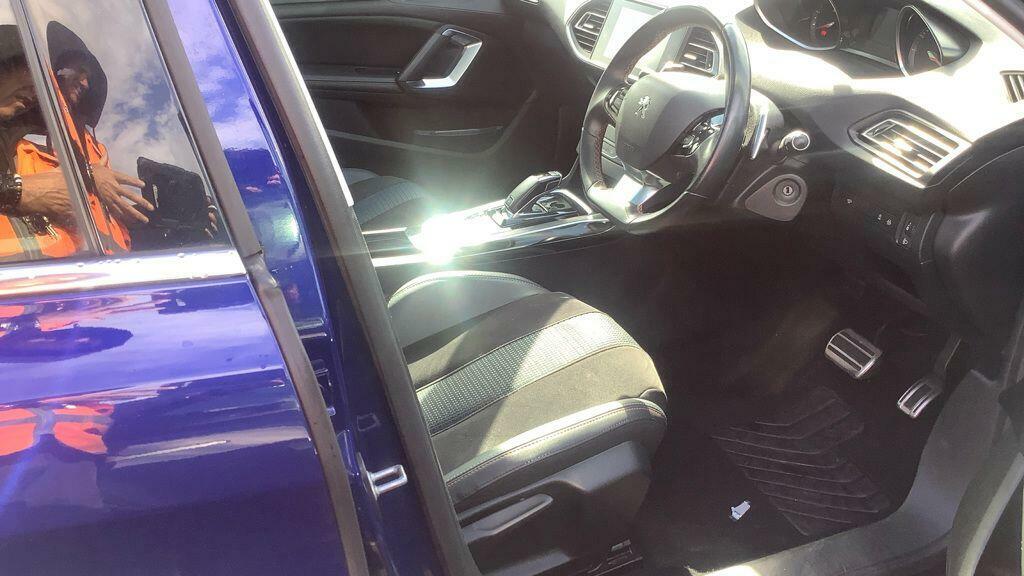 Peugeot 308 1.2 Puretech Tech Edition Eat Euro 6 Ss Blue #2