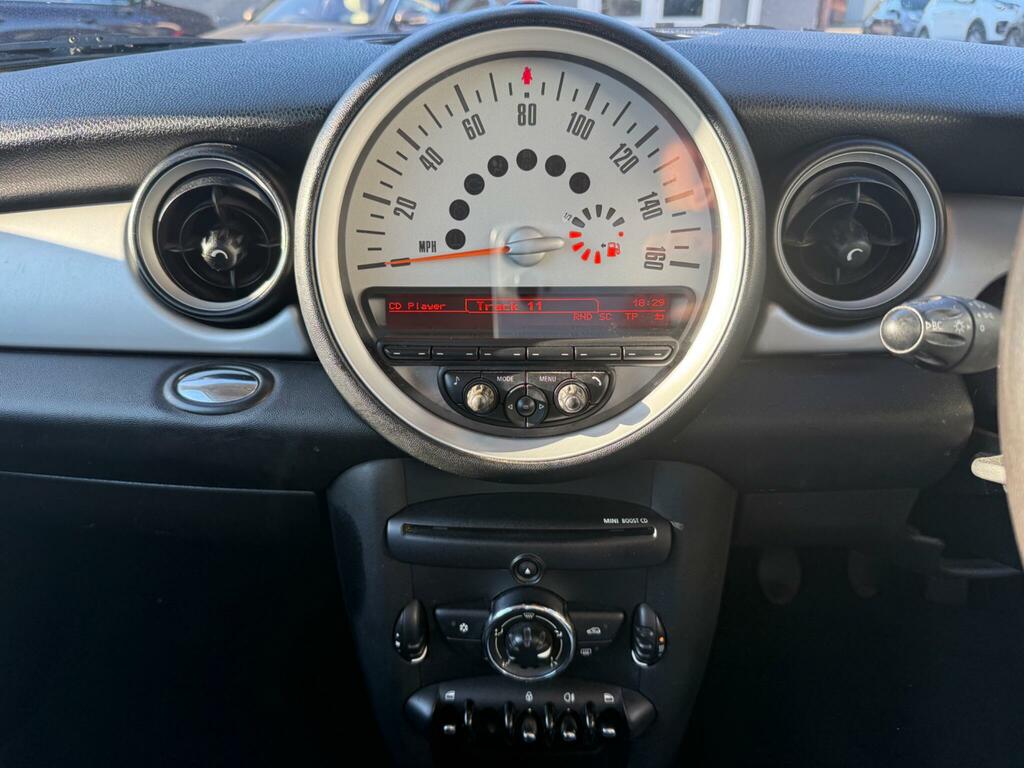 Mini Hatch 1.6 Cooper Euro 5 GF60RDZ White #4