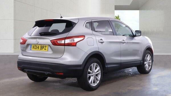Nissan Qashqai 1.2 Dig-t Acenta Premium 2Wd Euro 5 Ss Silver #4