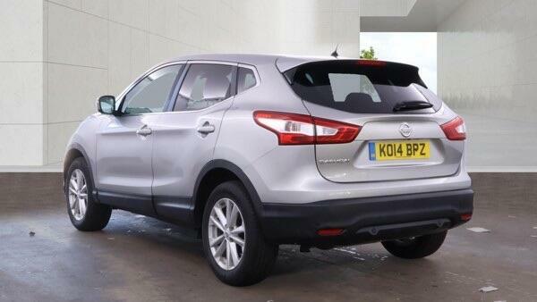 Nissan Qashqai 1.2 Dig-t Acenta Premium 2Wd Euro 5 Ss Silver #6