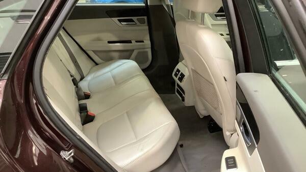 Jaguar XF 2.0D Prestige Euro 6 Ss SS16LYA Red #3