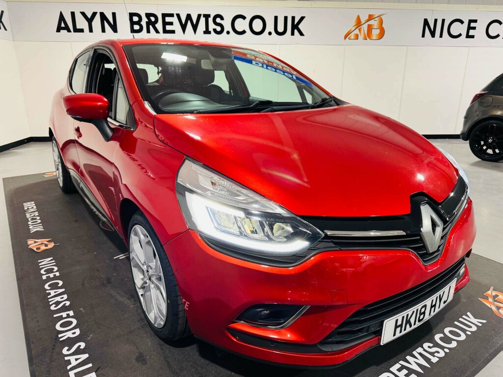 Renault Clio Signature Nav Dci HK18HYJ #2