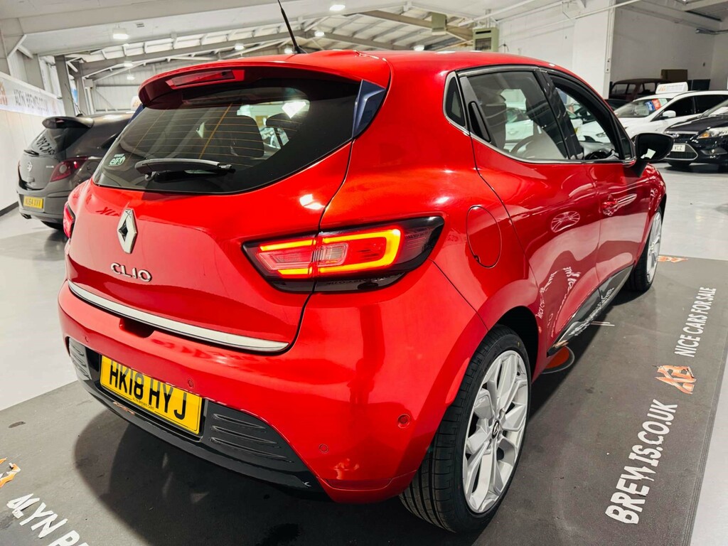 Renault Clio Signature Nav Dci HK18HYJ #3