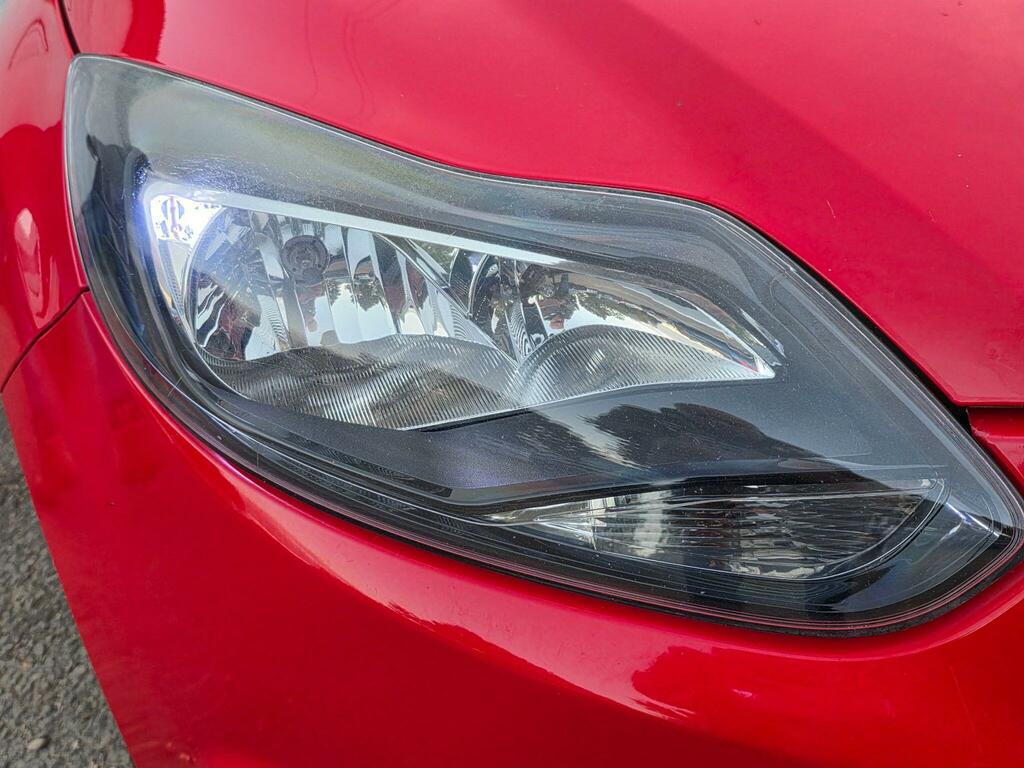 Ford Focus 1.6T Ecoboost Zetec S Euro 5 Ss WM14GZH Red #4