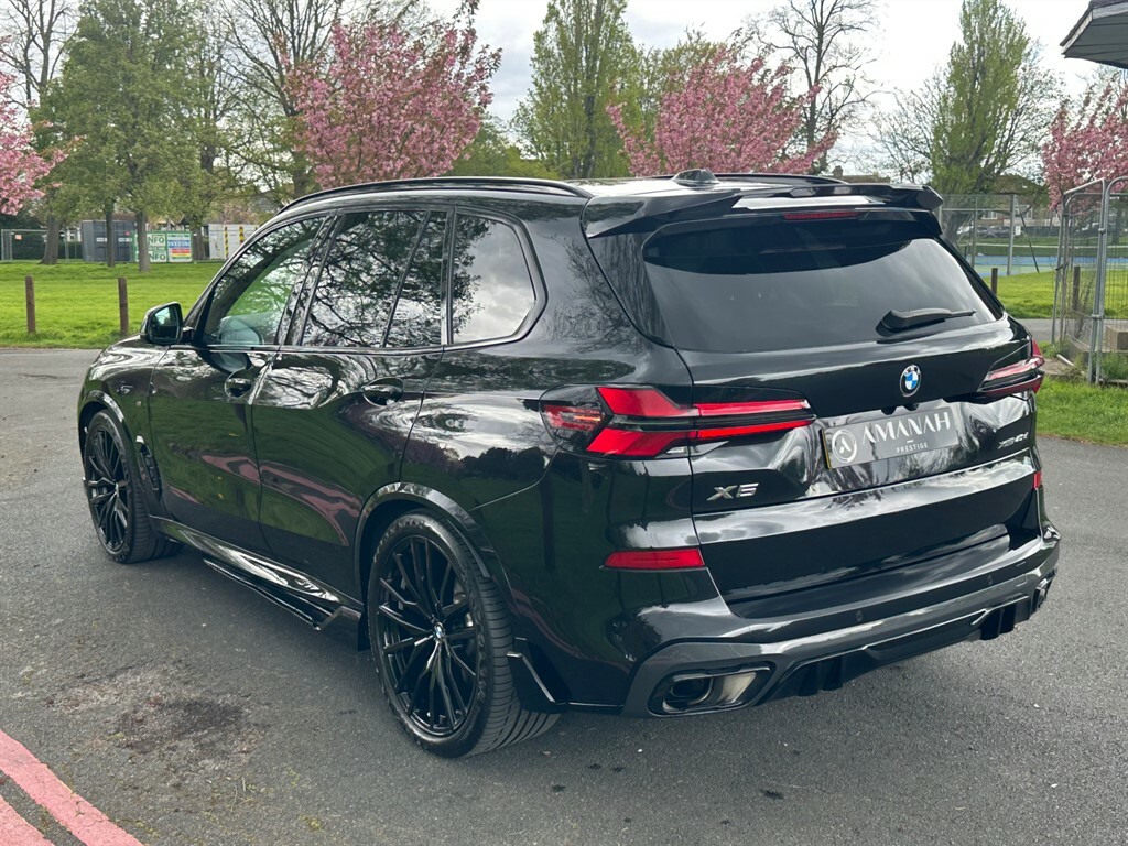BMW X5 Xdrive40d M Sport AE24UDJ Black #2